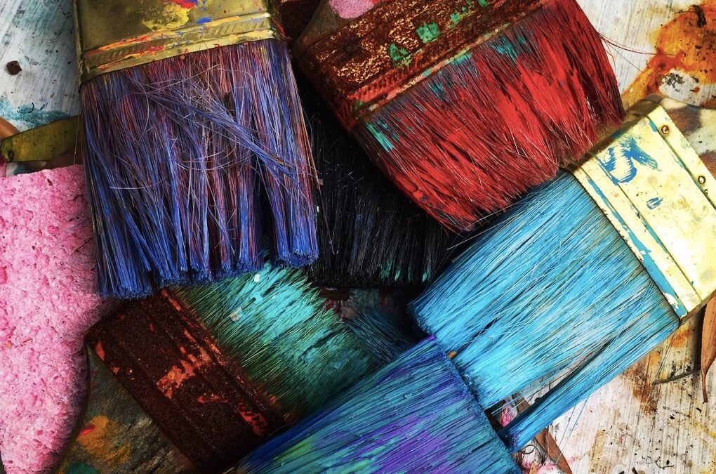 Image of paintbrushes